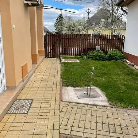 Csuszka Vendeghaz * Tiszafured